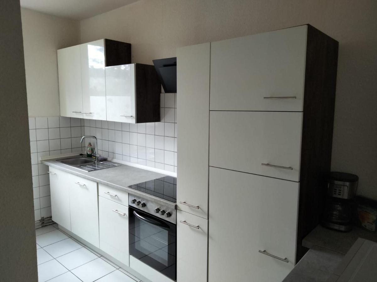 Modernes Apartment Mit 2 Schlafzimmern Und Privatparkplatz Nahe Innenstadt 新明斯特 外观 照片