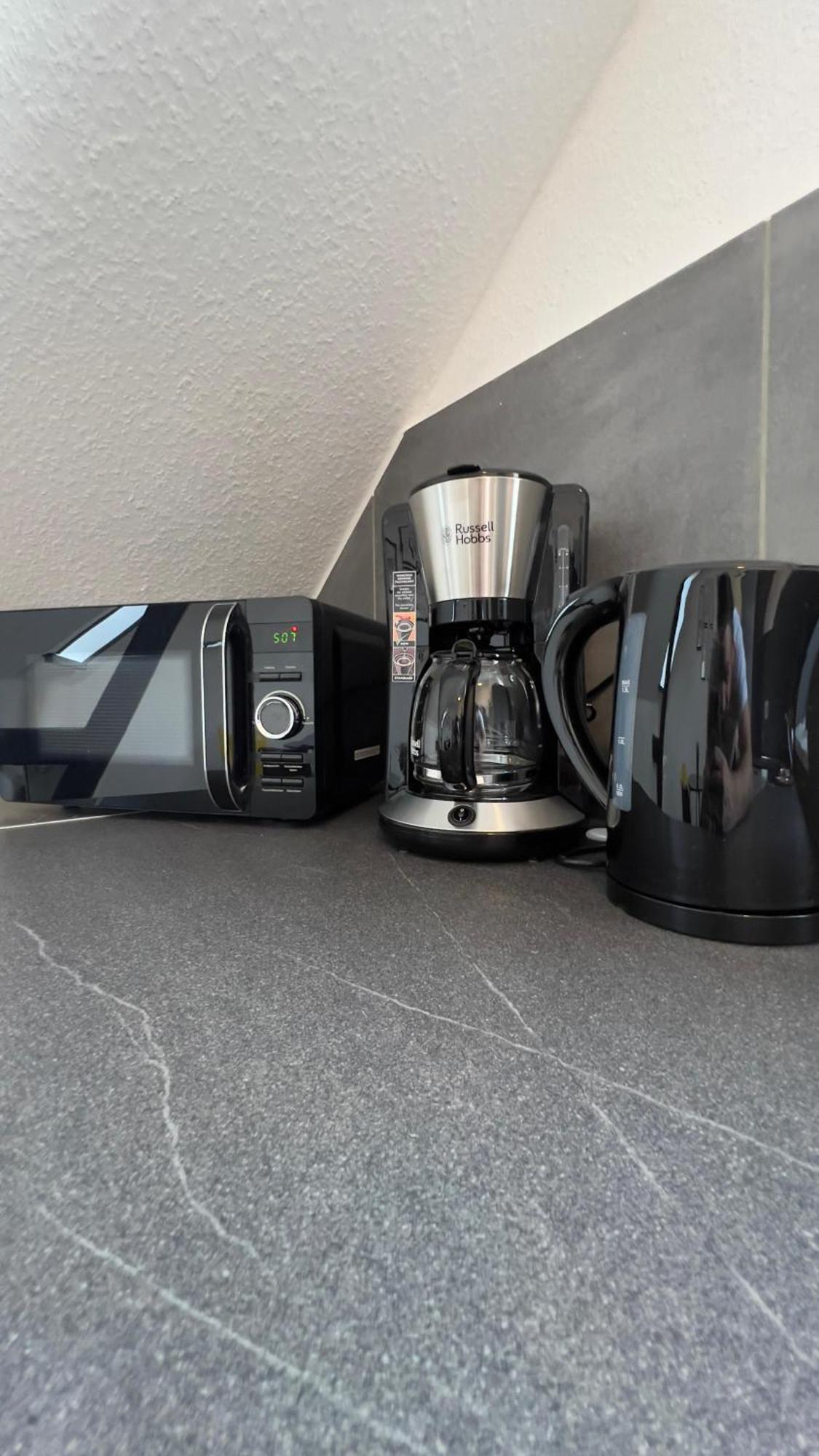Modernes Apartment Mit 2 Schlafzimmern Und Privatparkplatz Nahe Innenstadt 新明斯特 外观 照片